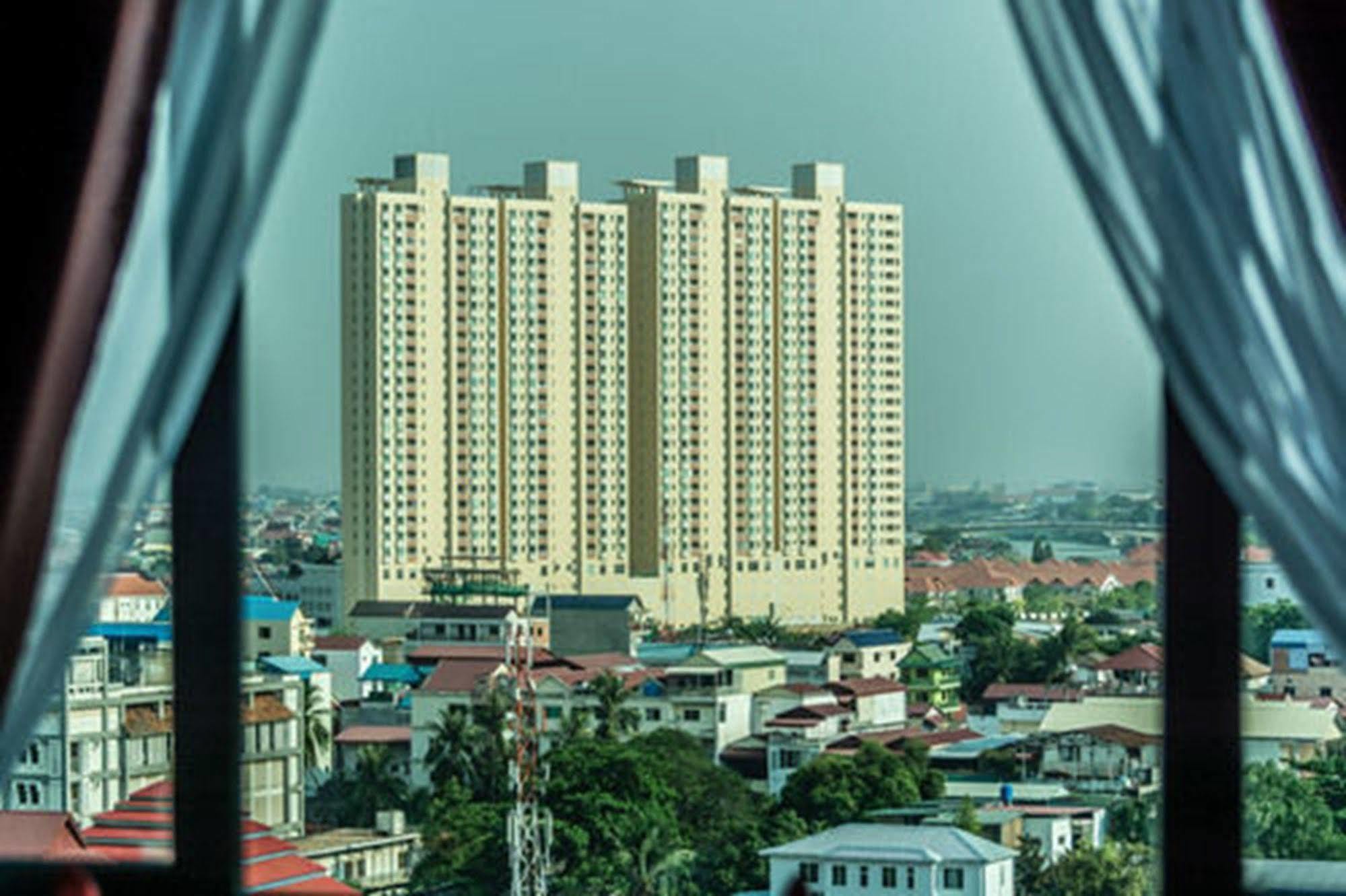Diamond Palace Resort & Sky Bar Phnompenh Exteriér fotografie